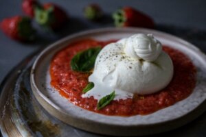 בוראטה - עברי