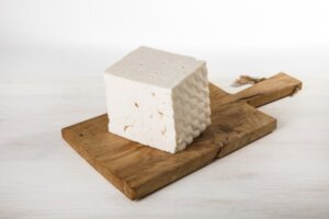 ג'יבן עירקית חתוך